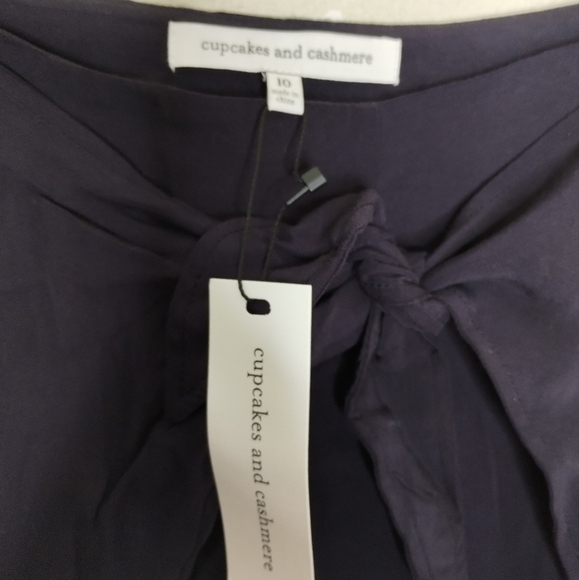 Cupcakes and Cashmere Raven Shorts Navy Blue Women's Size 10 - Picture 6 of 9